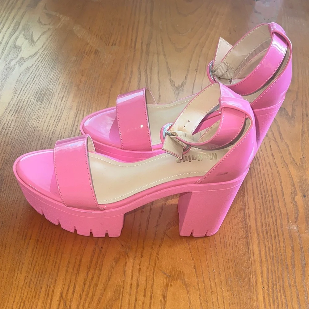 Platform Block Heel Sandals in Bright Pink